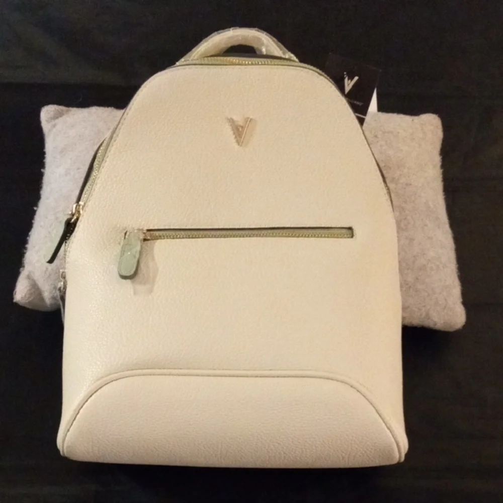 NWT Vanessa Williams Bone Mint Backpack Purse